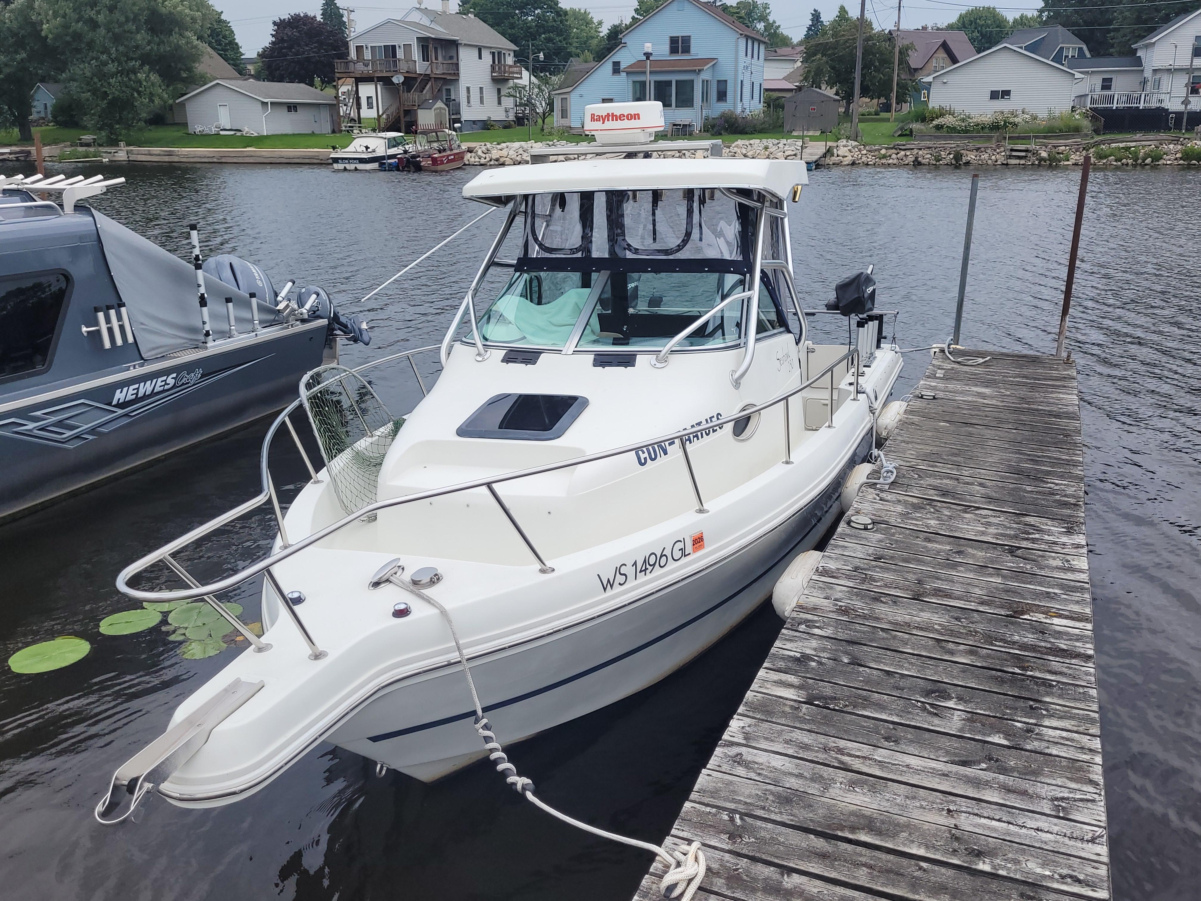2003 Caravelle Sea Hawk 230 Walk Around OB in sister bay WI