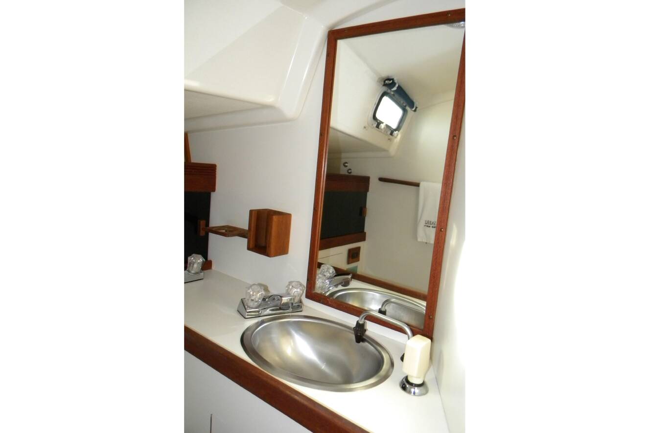 A photo of this 1986 Sabre 34 MK II