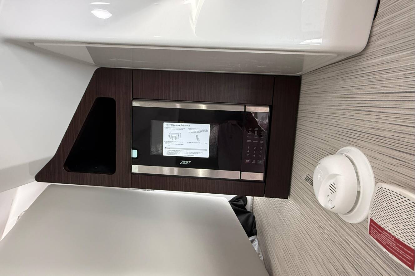 A photo of this 2026 Everglades 367CX