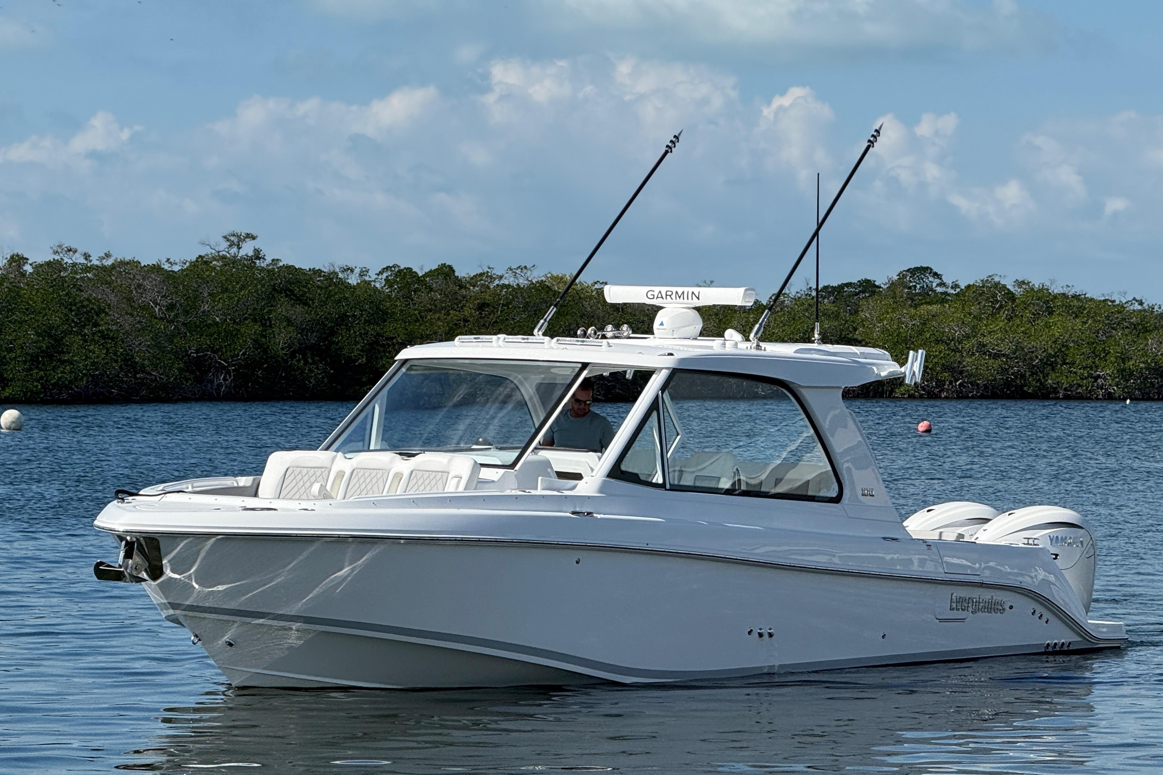 2026 Everglades 367CX in sister bay WI