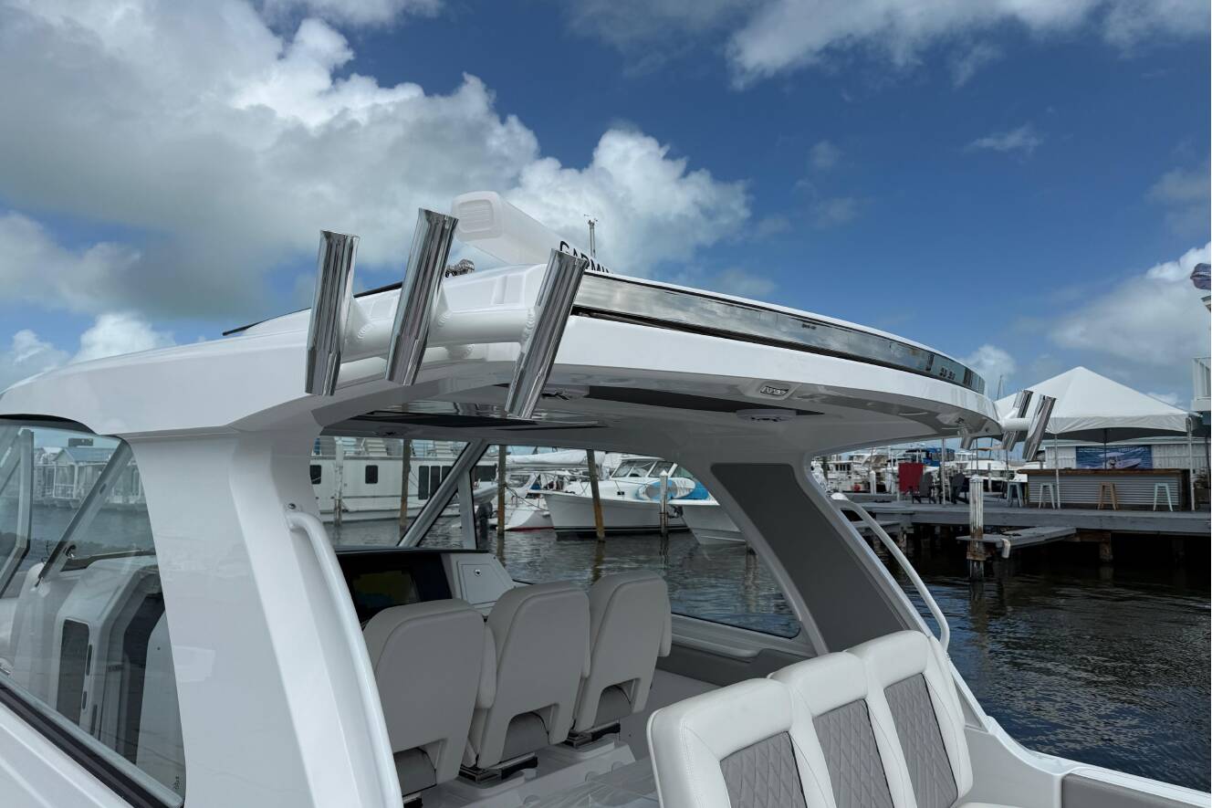A photo of this 2026 Everglades 367CX