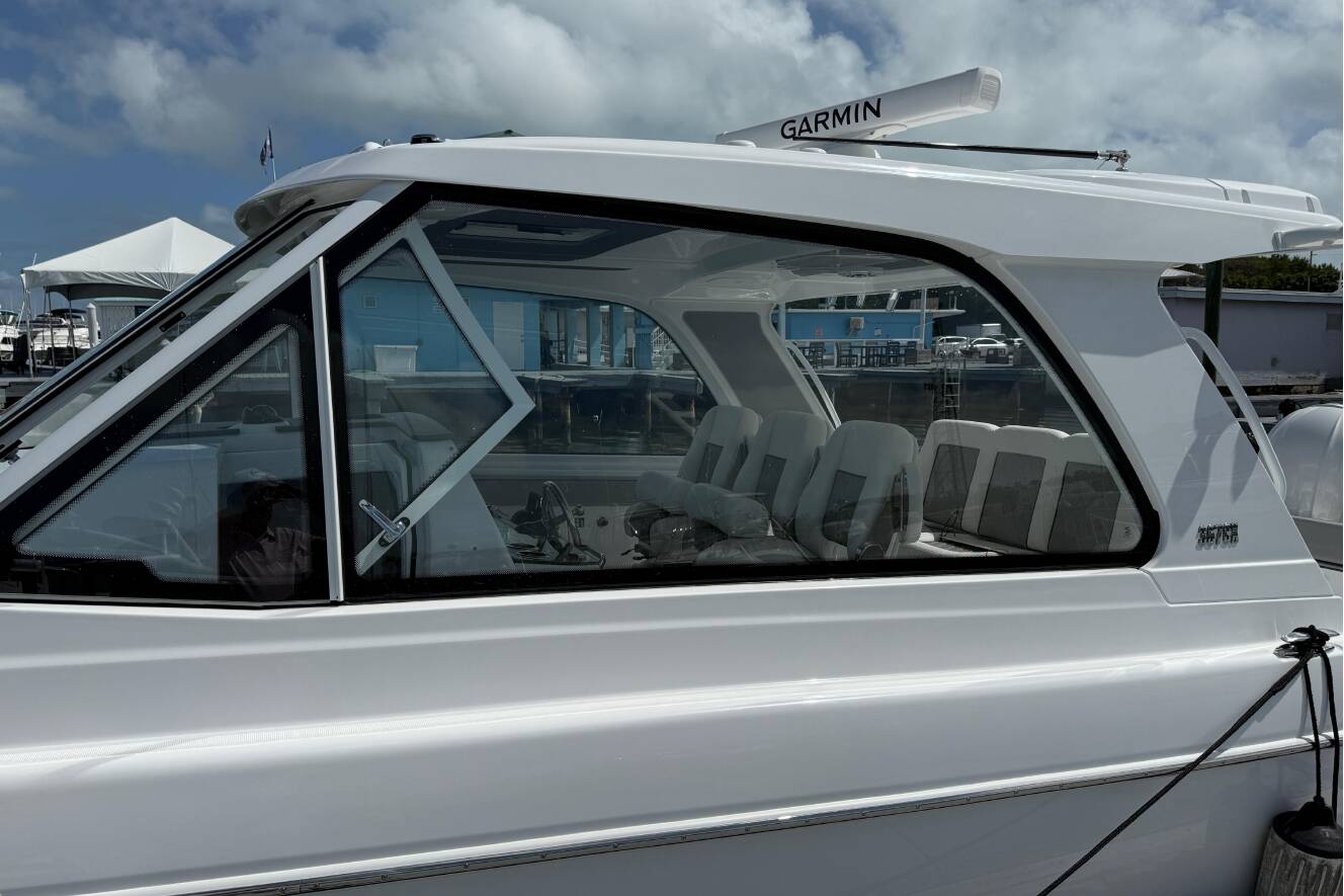 A photo of this 2026 Everglades 367CX