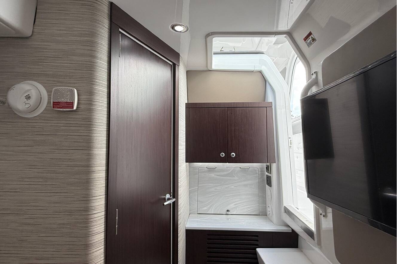 A photo of this 2026 Everglades 367CX