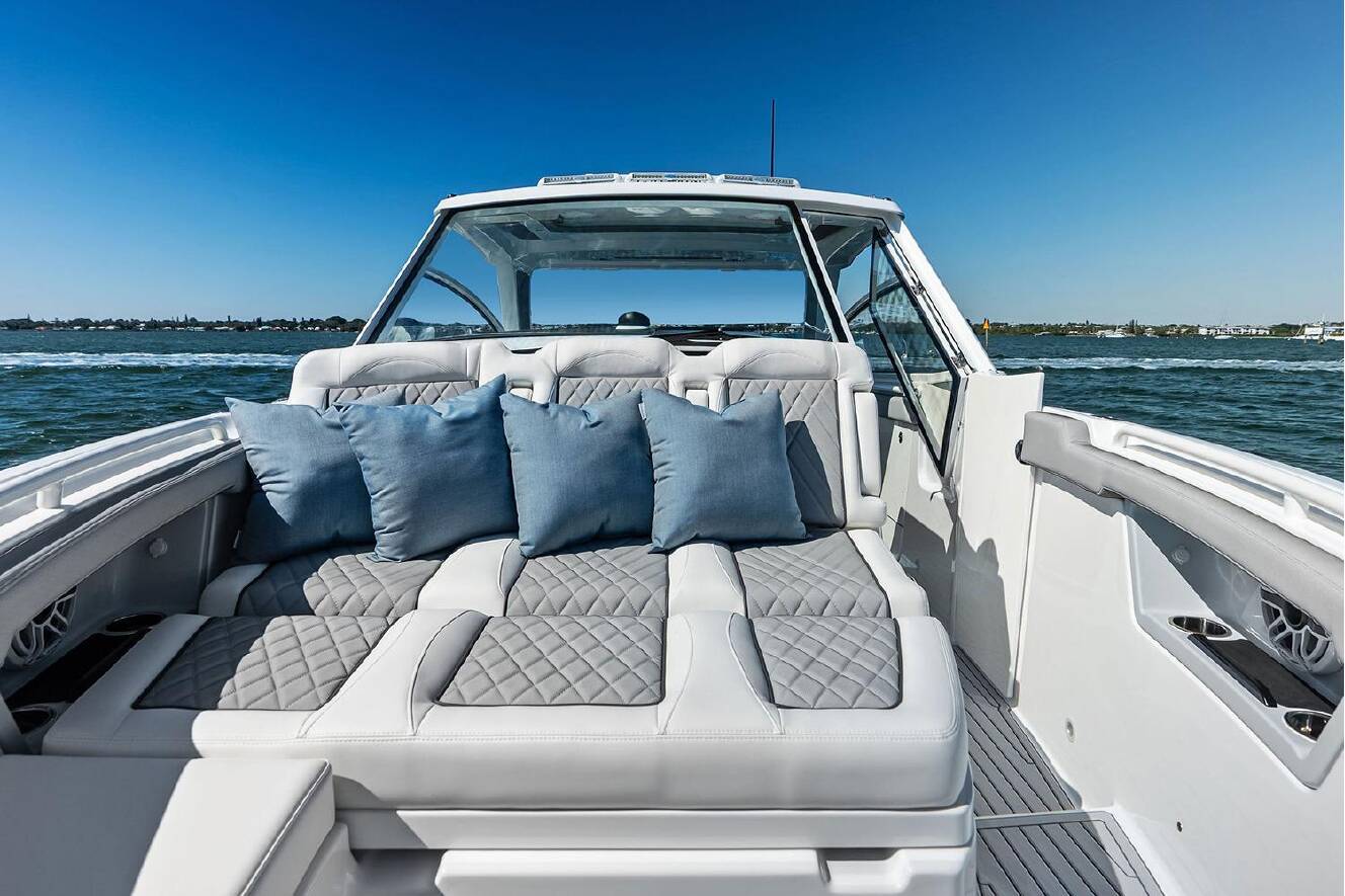 A photo of this 2026 Everglades 367CX