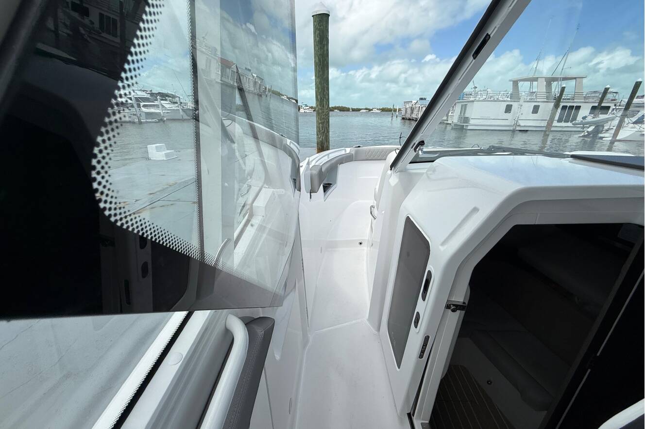 A photo of this 2026 Everglades 367CX