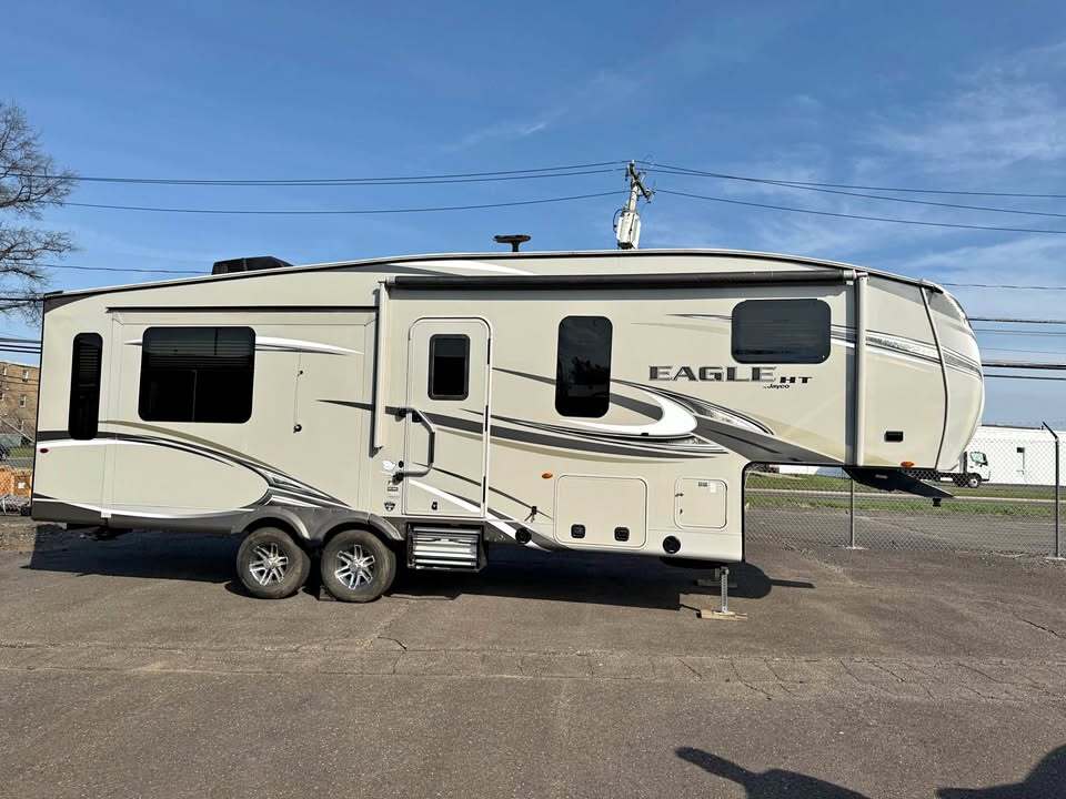 2017 Jayco EAGLE HT 27.5RLTS RV