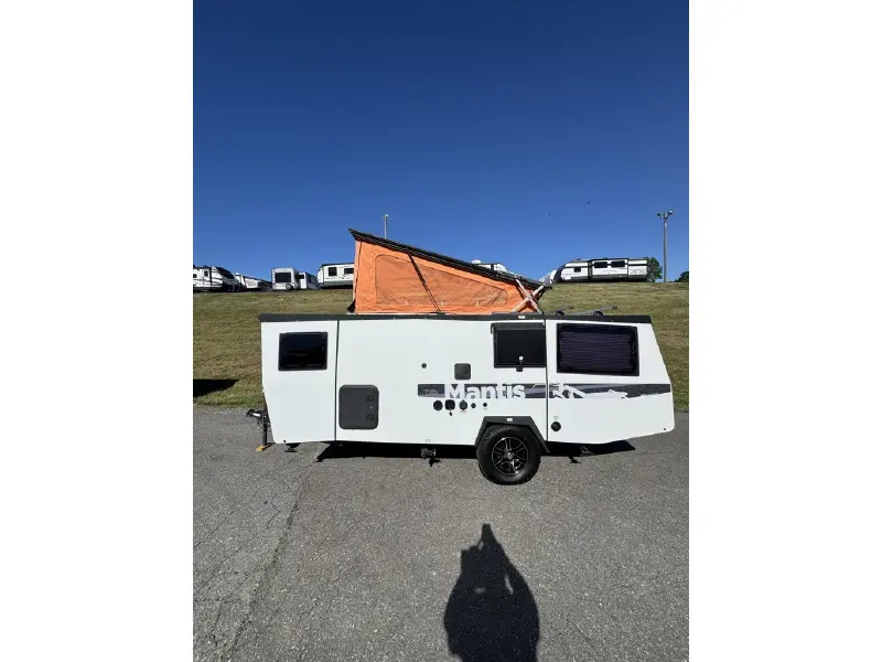 2022 TAXA Outdoors MANTIS OVERLAND