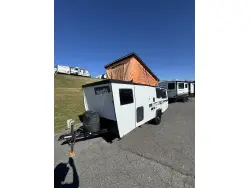 2022 TAXA Outdoors MANTIS OVERLAND