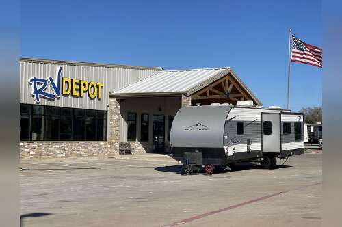 2020 East To West SILVER LAKE 29KRK in cleburne TX