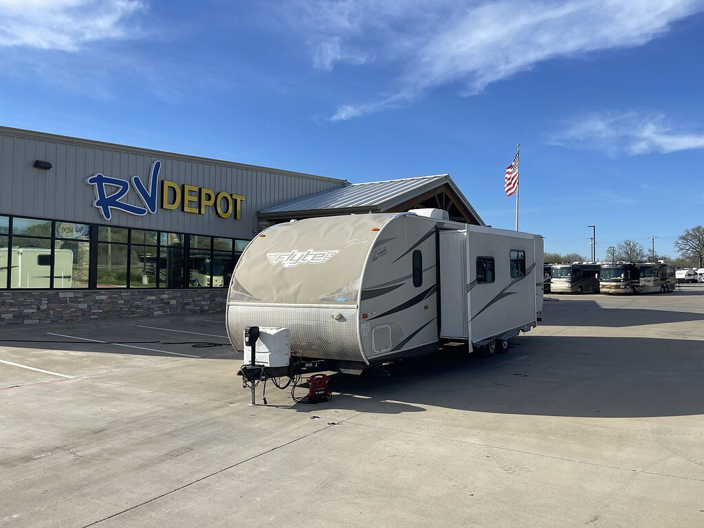 2016 Forest River SHASTA 31OK in cleburne TX