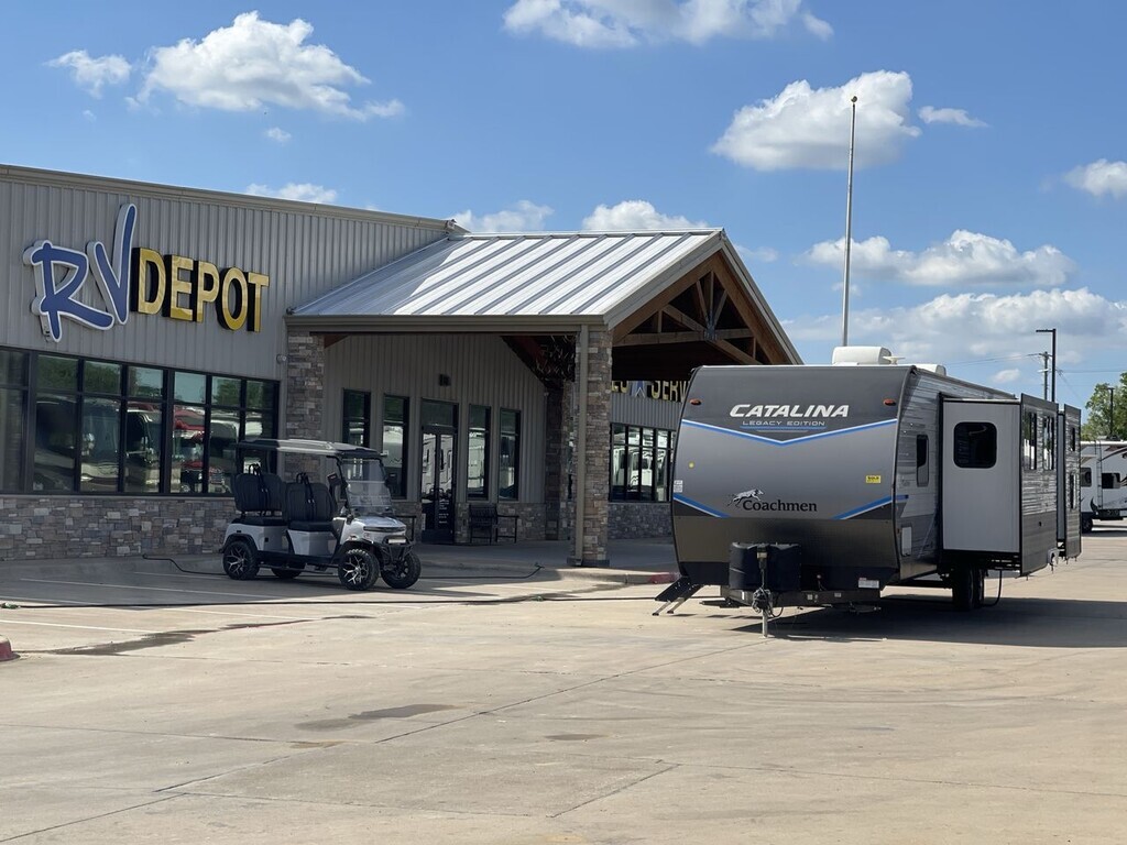 2022 Forest River CATALINA 323BHDS in cleburne TX