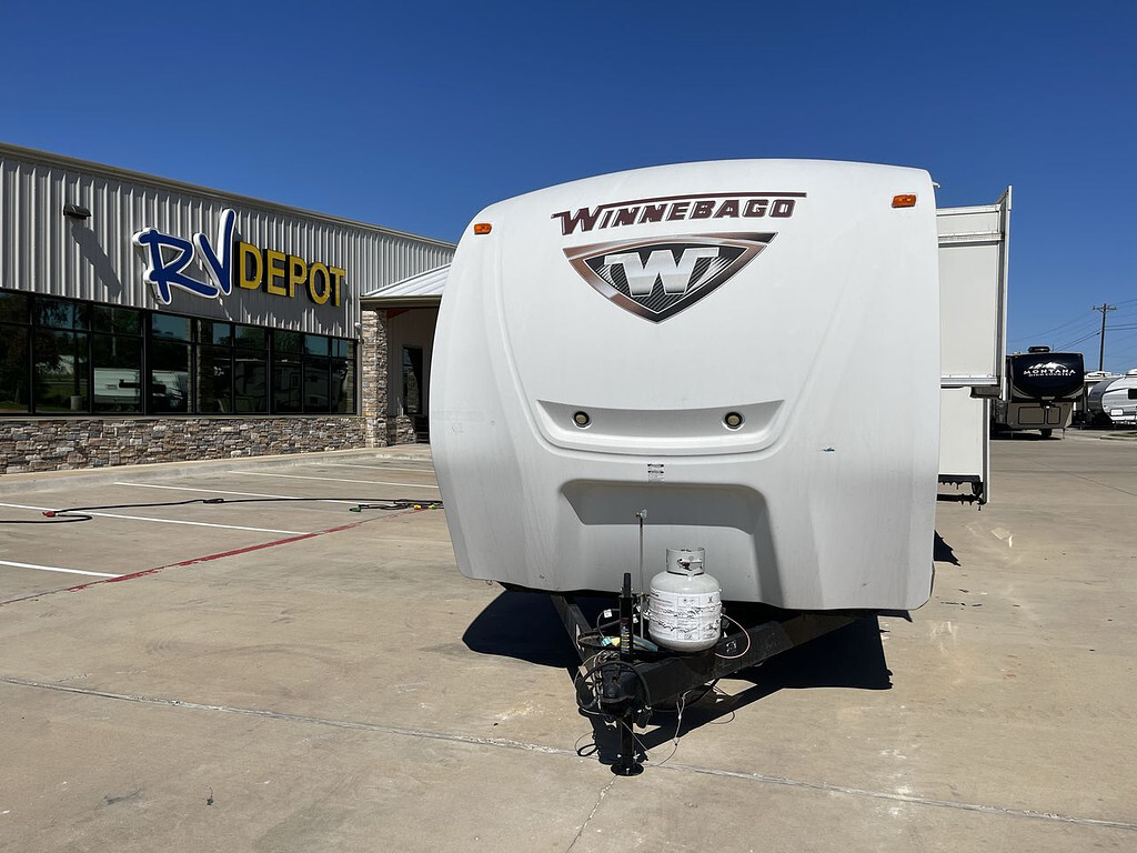 2013 Winnebago ONE 26RK in cleburne TX
