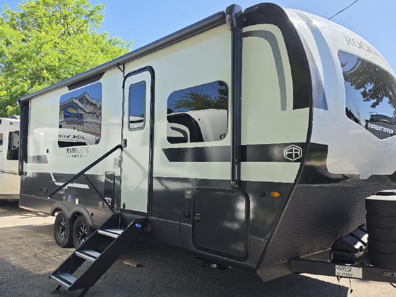 2026 FOREST RIVER ROCKWOOD MINI LITE 2522FB