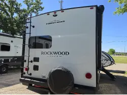 2026 FOREST RIVER ROCKWOOD MINI LITE 2522FB