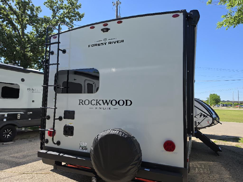 2026 FOREST RIVER ROCKWOOD MINI LITE 2522FB