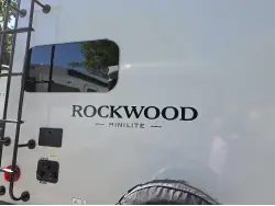2026 FOREST RIVER ROCKWOOD MINI LITE 2522FB