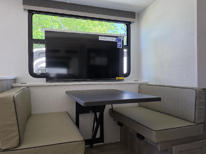 2026 FOREST RIVER ROCKWOOD MINI LITE 2522FB