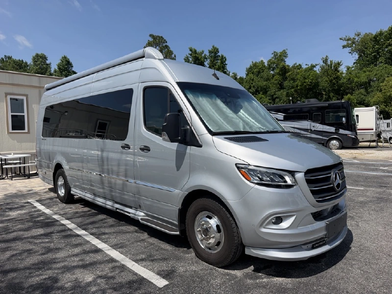 2023 AIRSTREAM INTERSTATE 24GT