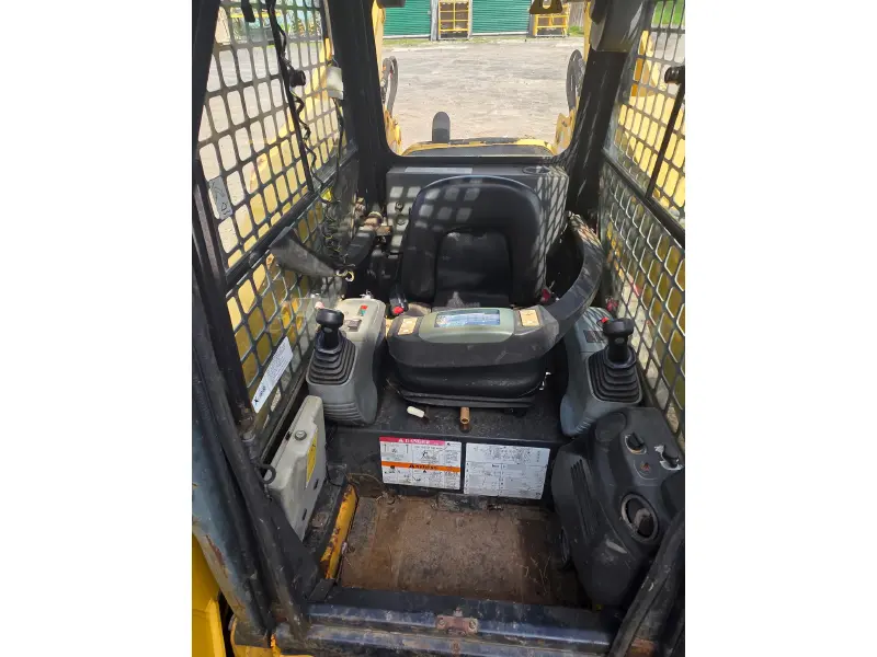 2007 KOMATSU SK1026