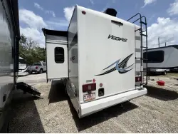 2023 THOR MOTOR COACH VEGAS 24 4