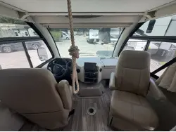 2023 THOR MOTOR COACH VEGAS 24 4