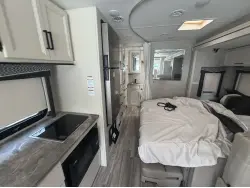 2023 THOR MOTOR COACH VEGAS 24 4