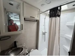 2023 THOR MOTOR COACH VEGAS 24 4
