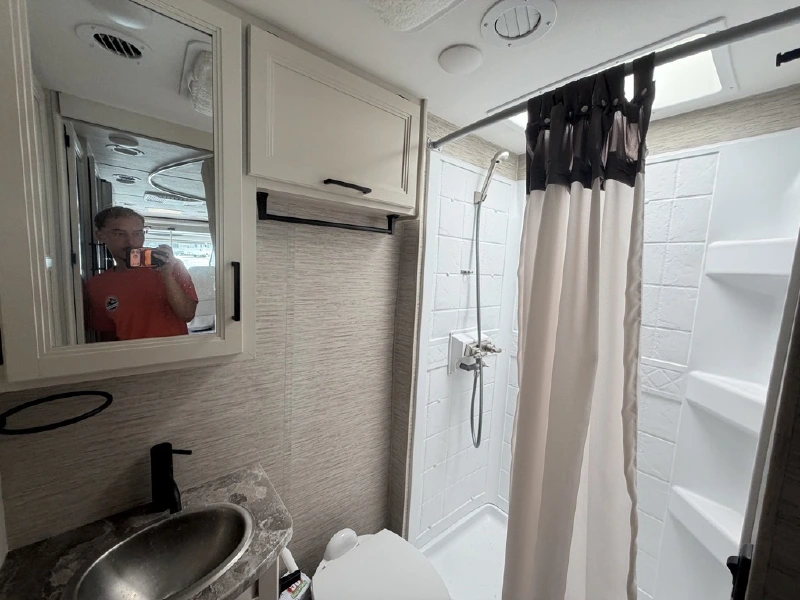 2023 THOR MOTOR COACH VEGAS 24 4
