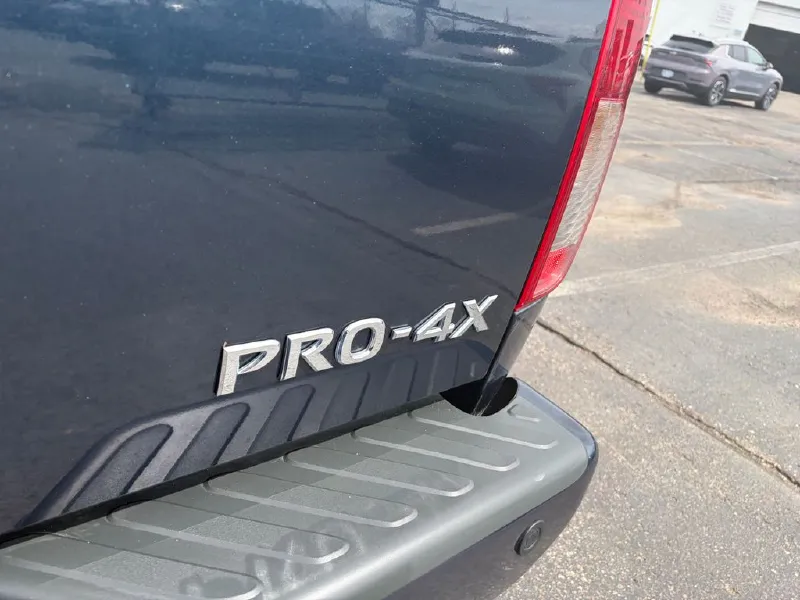 2019 NISSAN FRONTIER