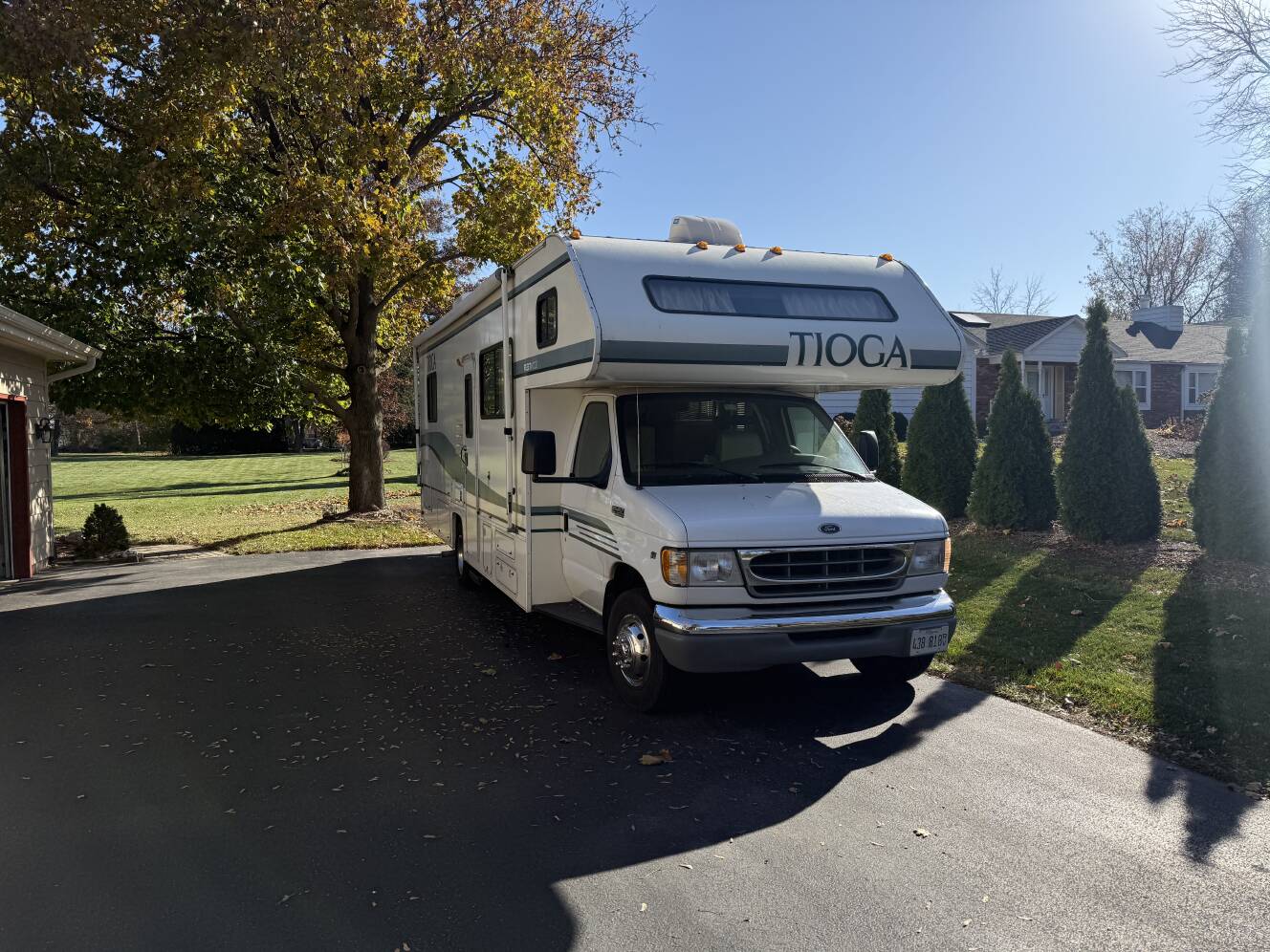 A photo of this 1999 Fleetwood TIOGA 29