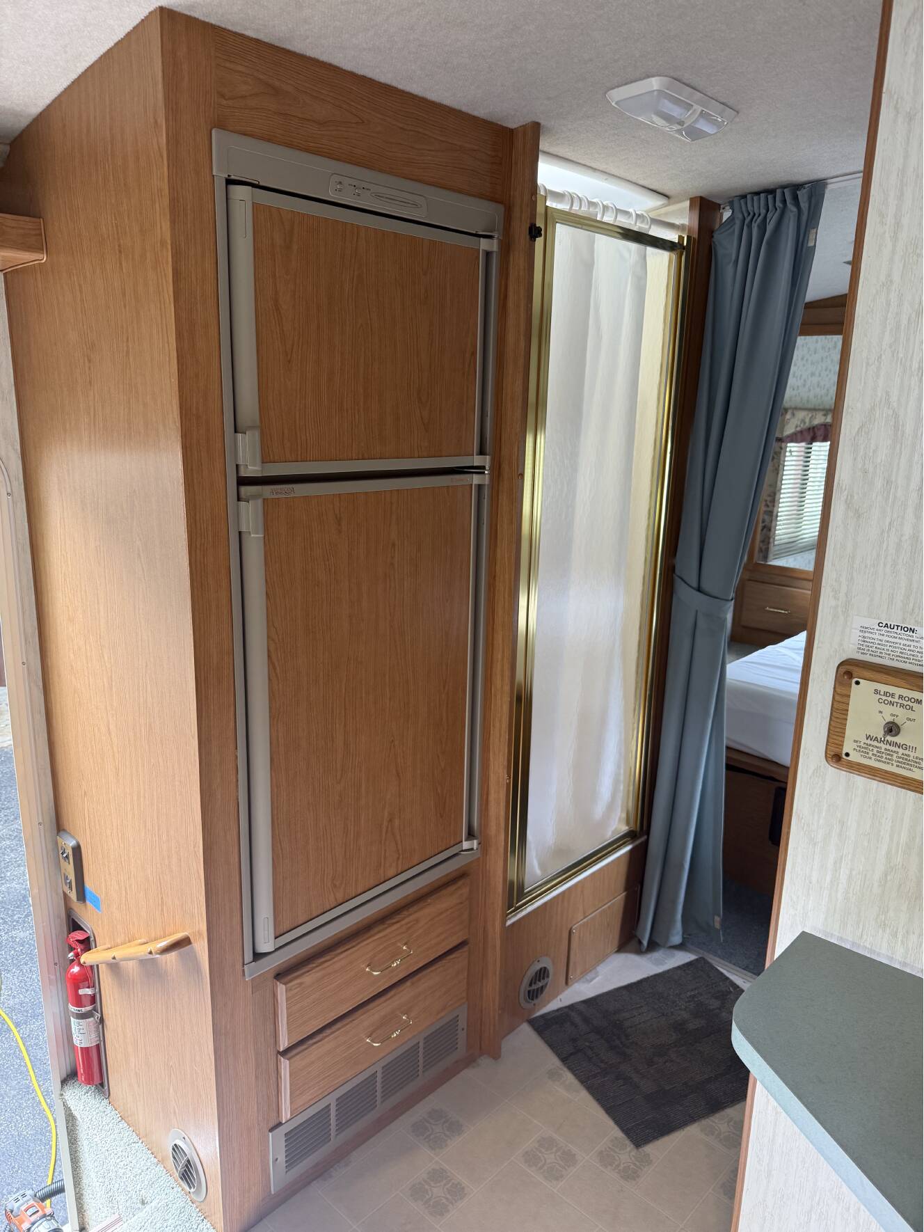A photo of this 1999 Fleetwood TIOGA 29