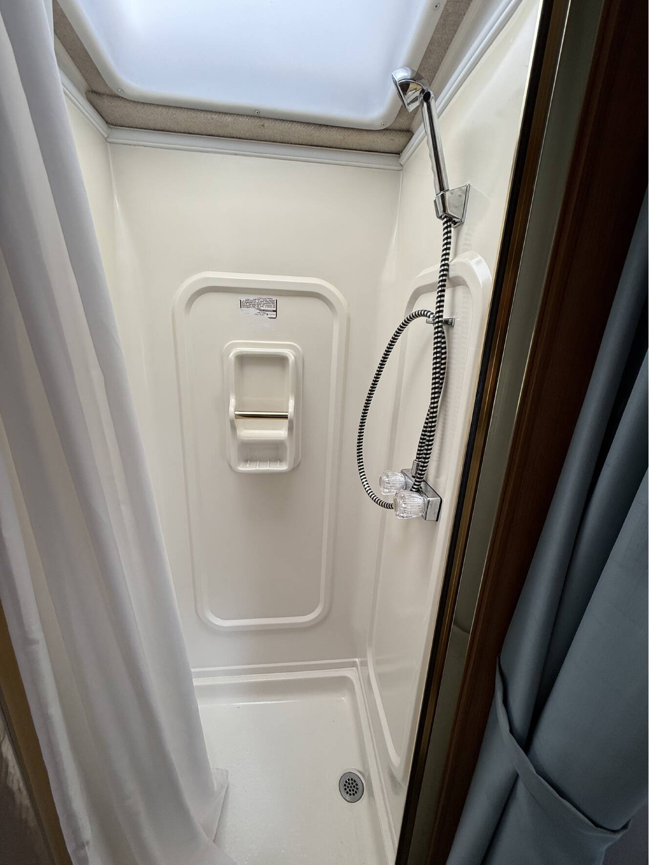 A photo of this 1999 Fleetwood TIOGA 29