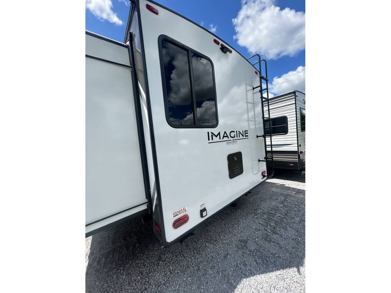 A photo of this 2026 Grand Design IMAGINE 2810BH