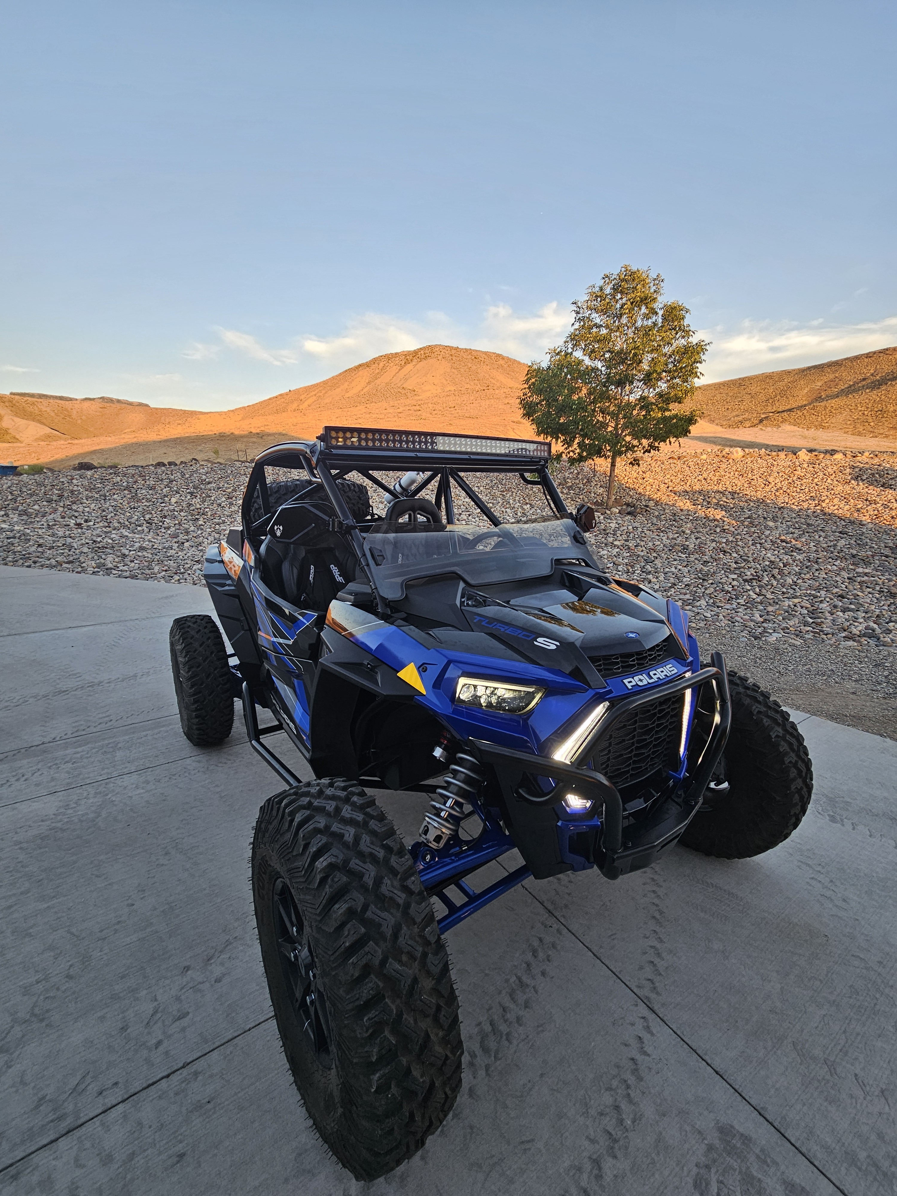 2019 Polaris RZR® TURBO S LIFTED LIME LE in palisade CO