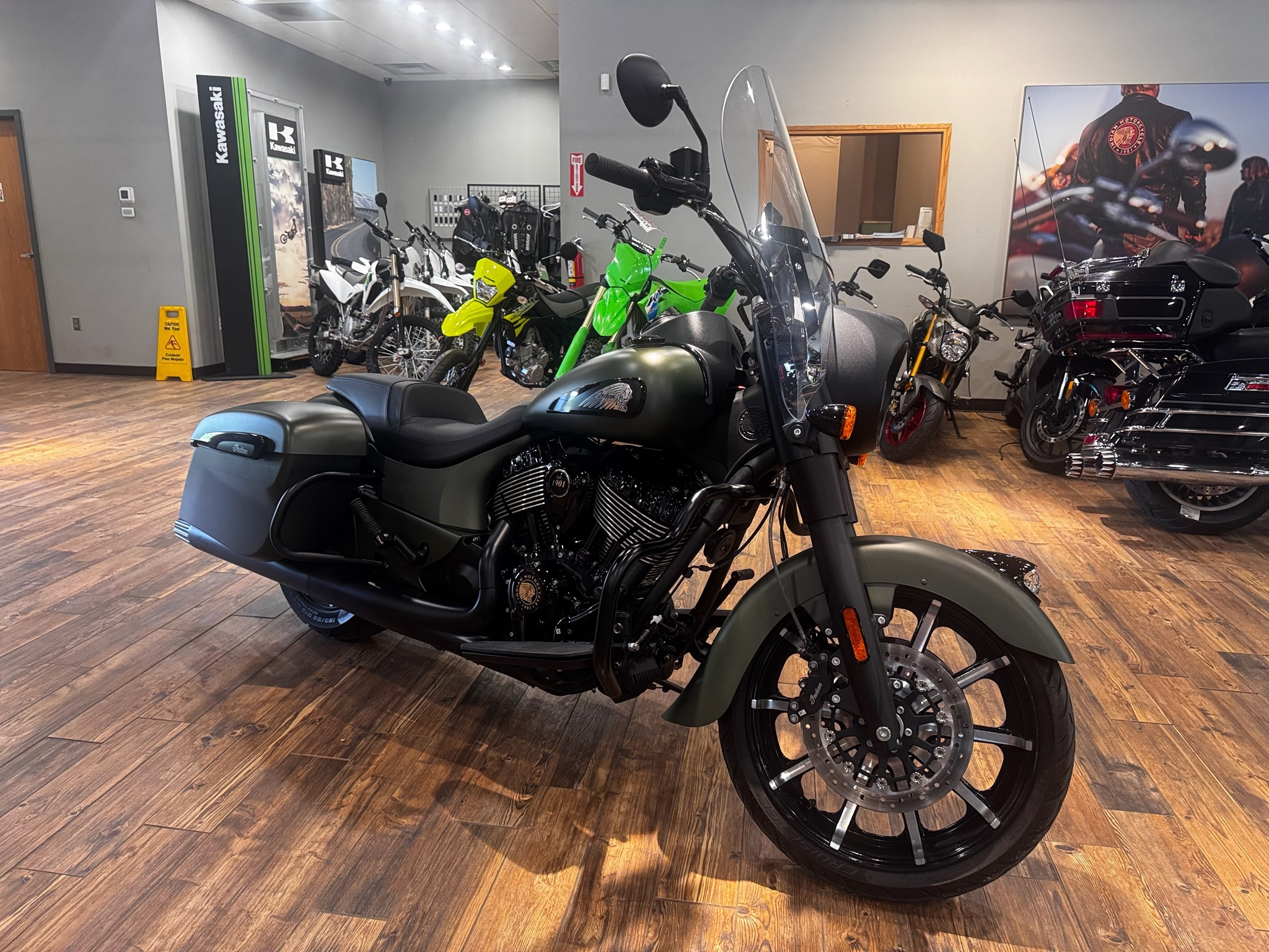2021 Indian Motorcycle Springfield® Dark Horse® DARK HORSE in Mineral Wells, WV