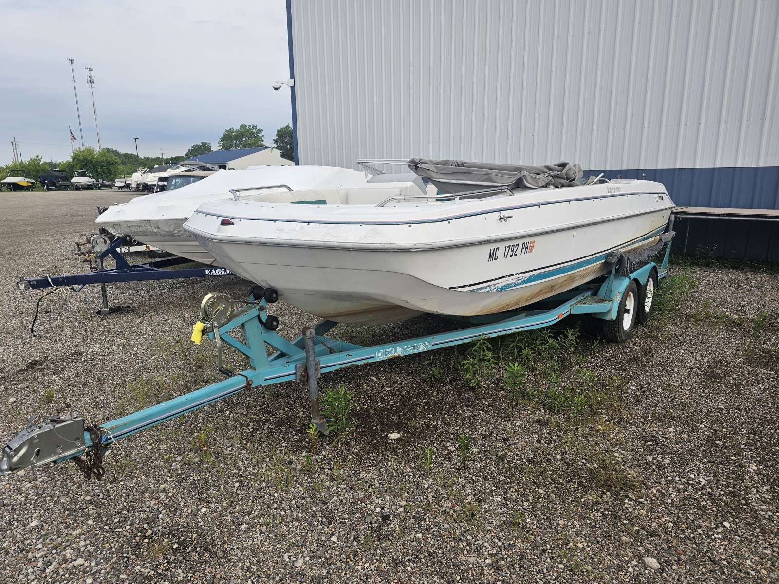 1991 Four Winns 200 CANDIA in coopersville MI