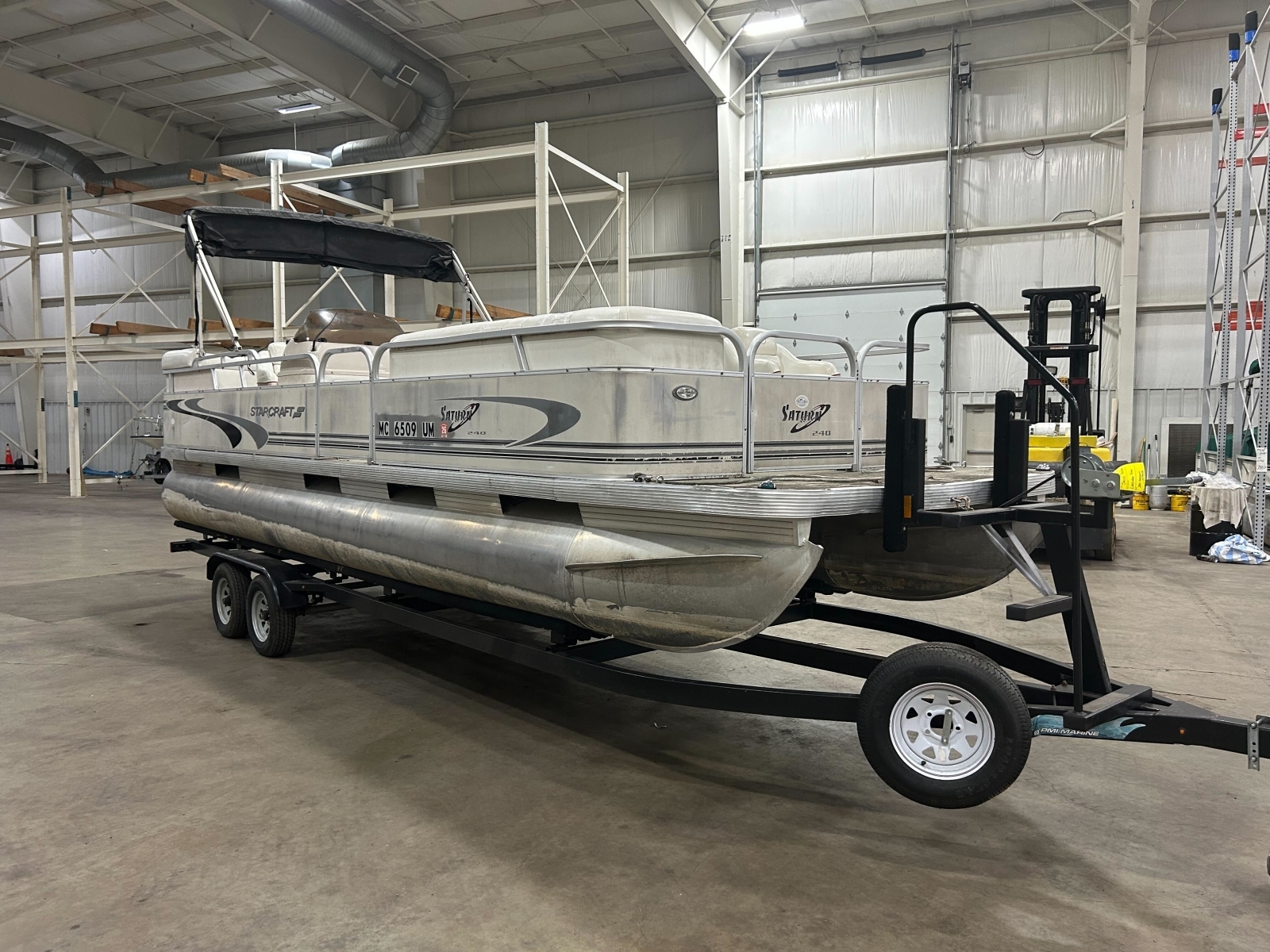 2001 Starcraft SATURN 240 in coopersville MI