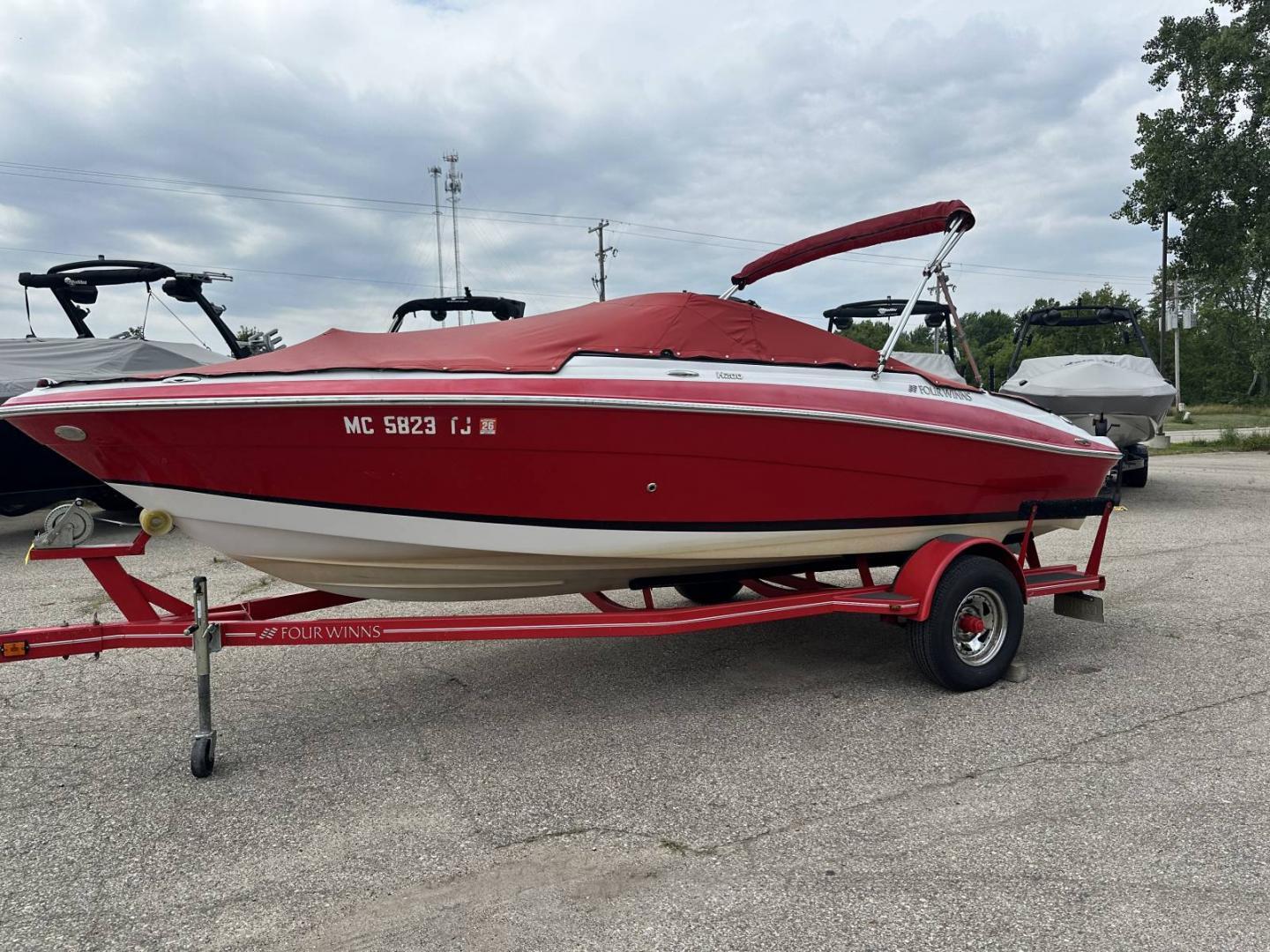 2011 Four Winns H200 H310 in coopersville MI