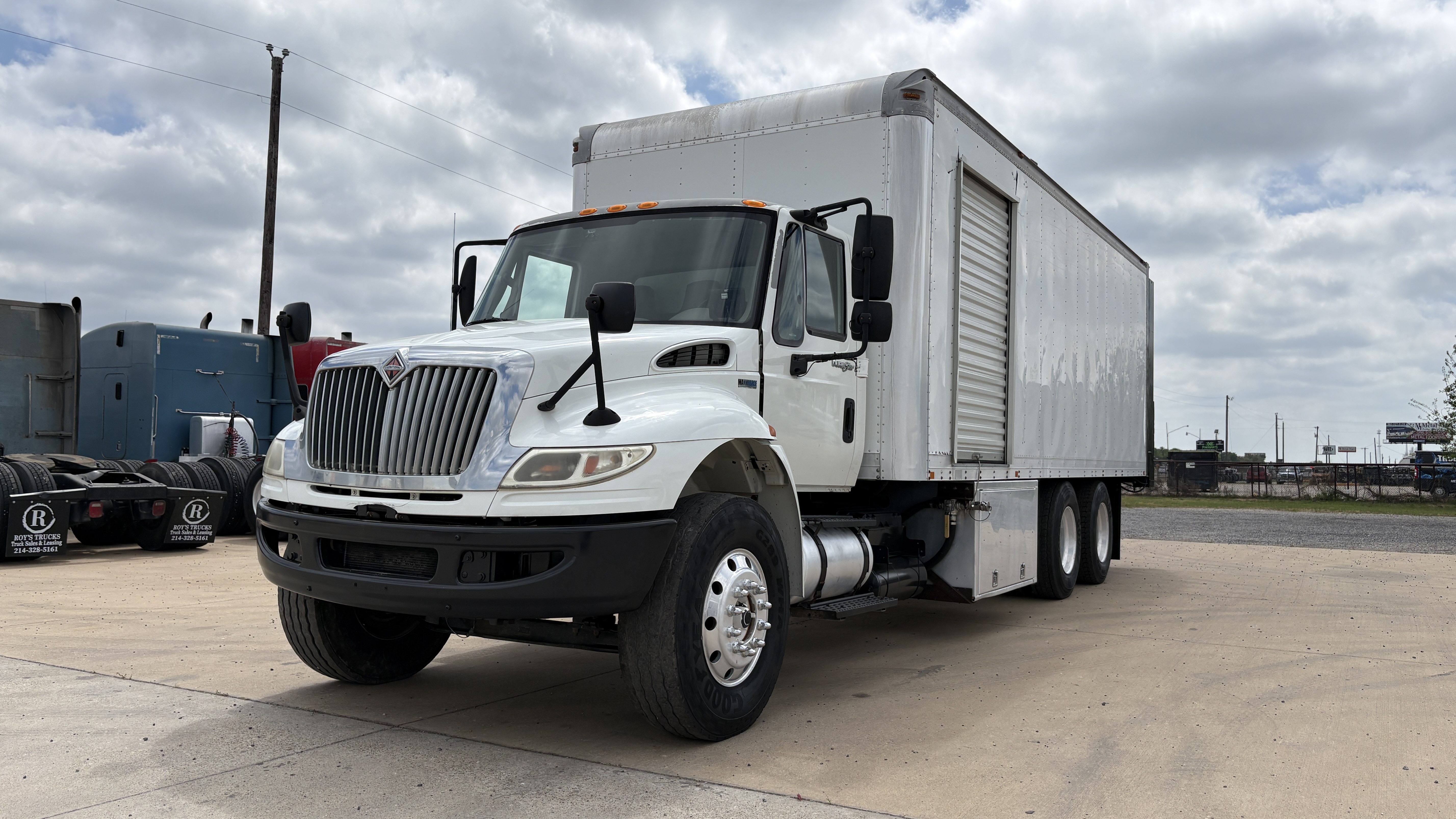 2014 INTERNATIONAL 4400 in Caddo Mills, TX