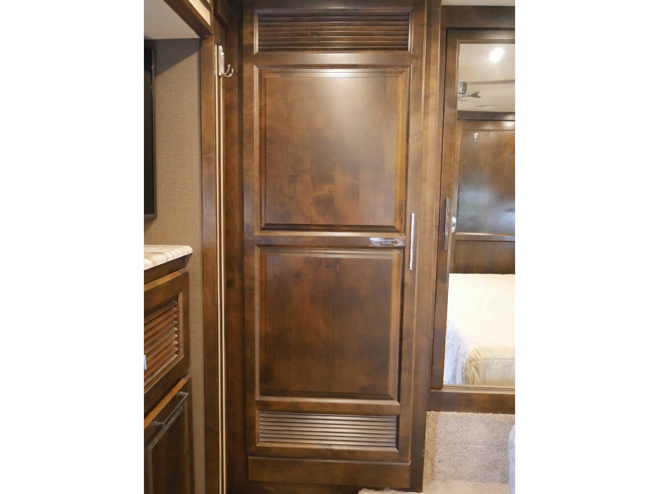 A photo of this 2019 Tiffin Motorhomes ALLEGRO 33AA
