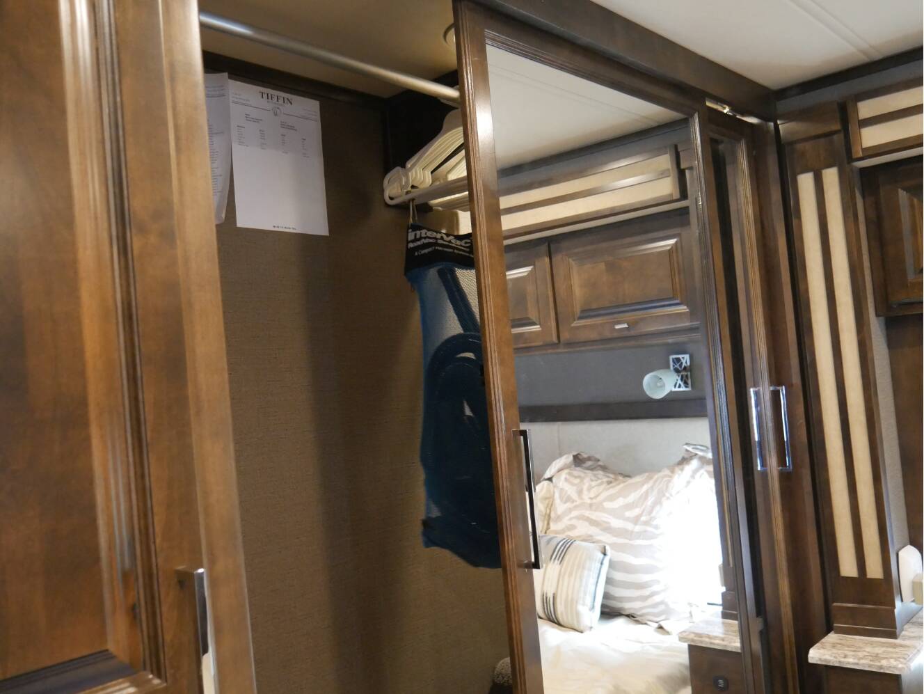 A photo of this 2019 Tiffin Motorhomes ALLEGRO 33AA