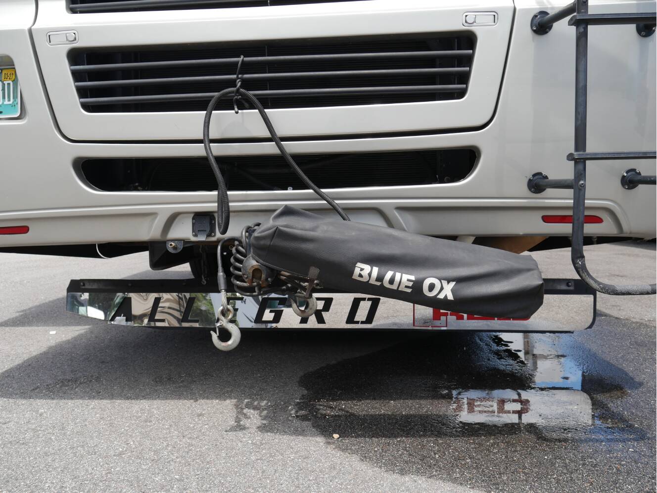 A photo of this 2019 Tiffin Motorhomes ALLEGRO 33AA