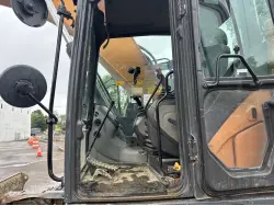 2018 CASE CX245D