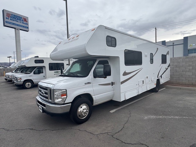 2020 Winnebago 328QR in henderson NV
