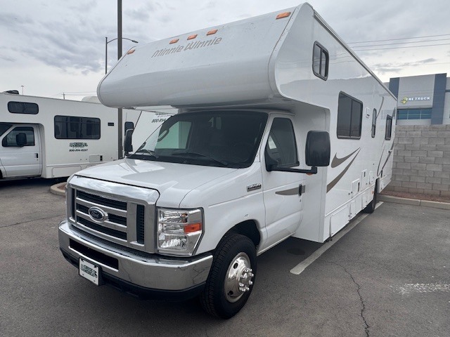 2020 Winnebago 328QR in henderson NV