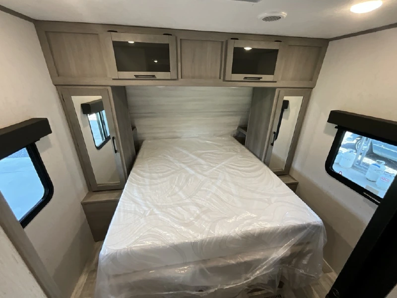 2023 DUTCHMEN KODIAK ULTRA LITE 250BHSL