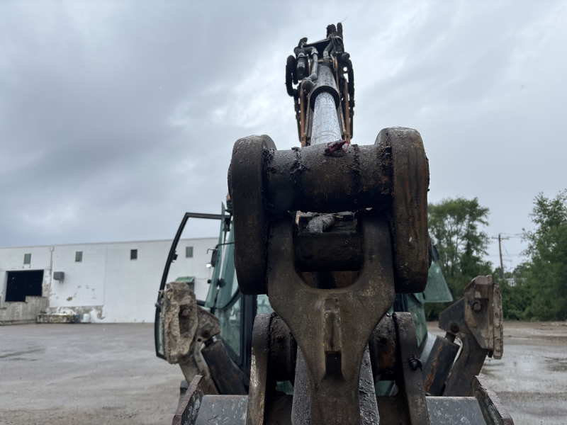 2017 CASE 590
