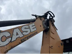 2017 CASE 590