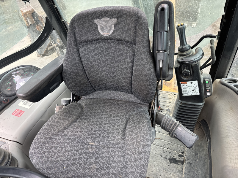 2017 CASE 590