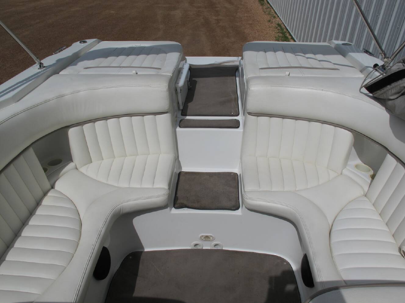 A photo of this 2000 Cobalt 262 BOWRIDER